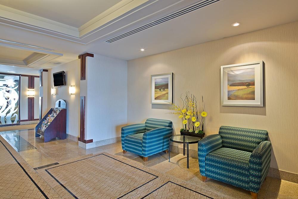Holiday Inn Express Hotel & Suites Ottawa Airport By Ihg Extérieur photo