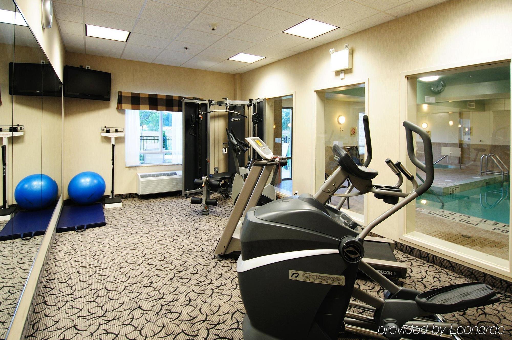 Holiday Inn Express Hotel & Suites Ottawa Airport By Ihg Extérieur photo